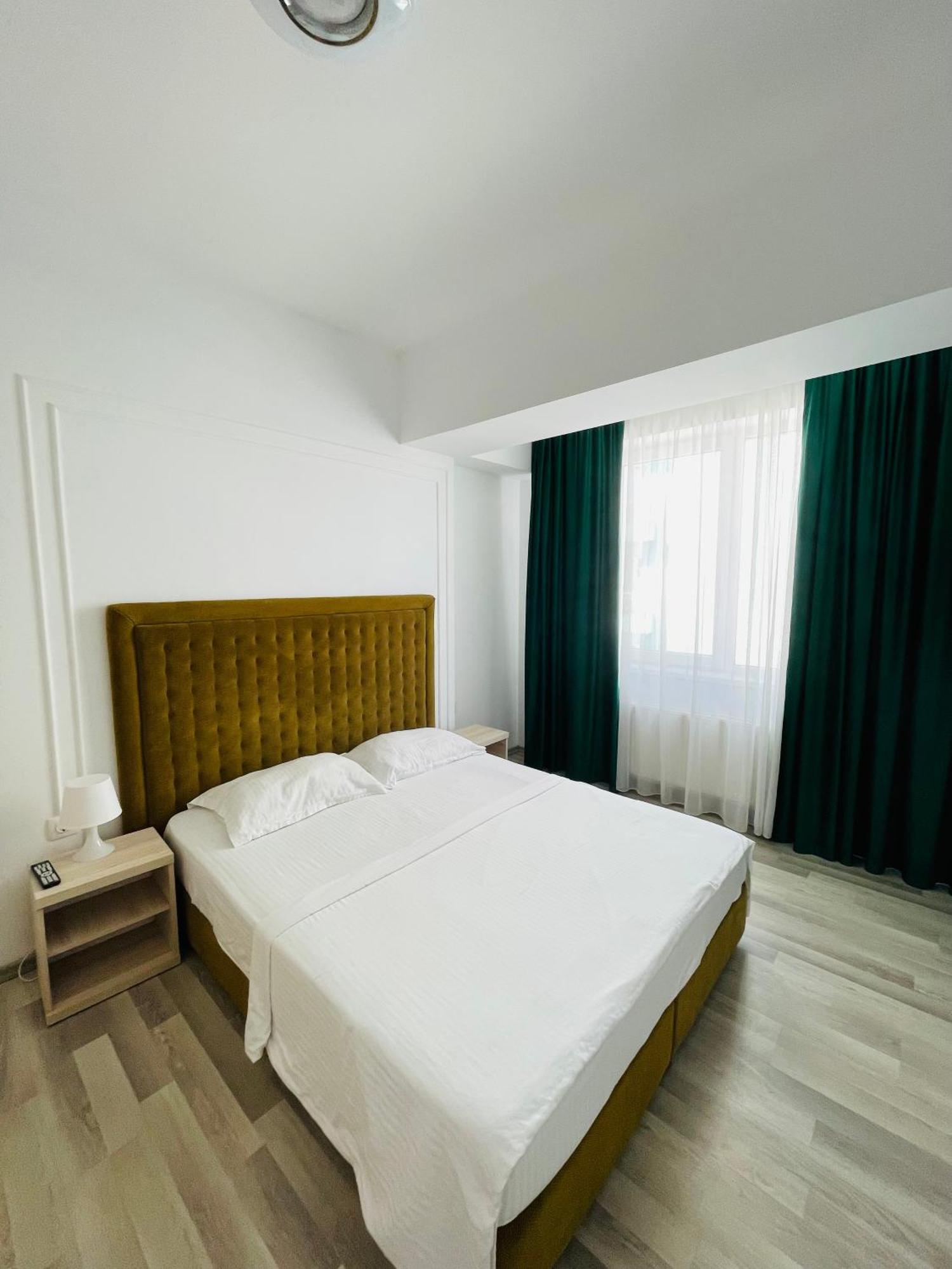 Summerland H2O Mamaia Bagian luar foto